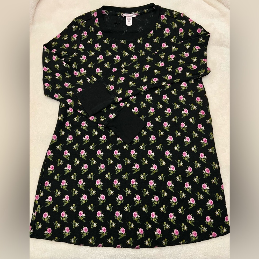 NWOT Victoria’s Secret Floral Nightshirt